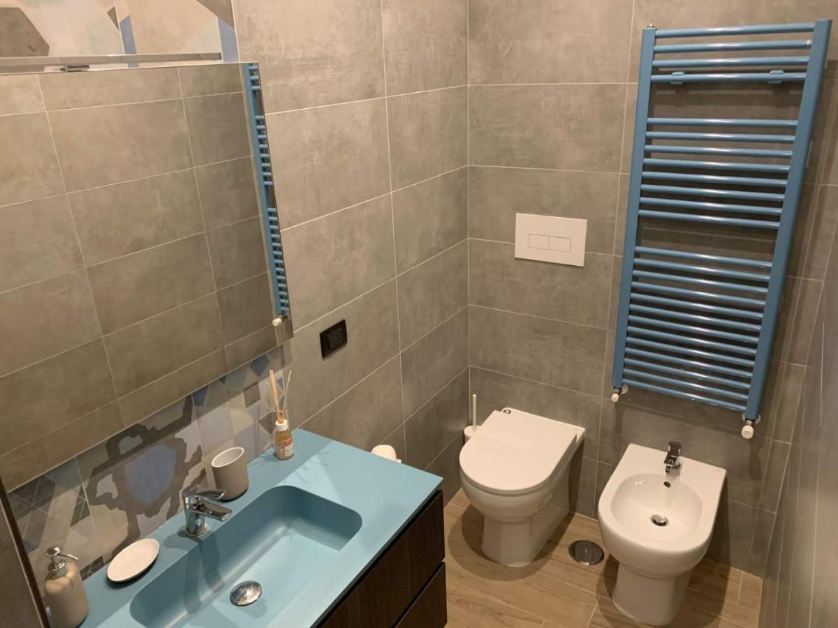 Fondacolivella Hotel Наполи Екстериор снимка